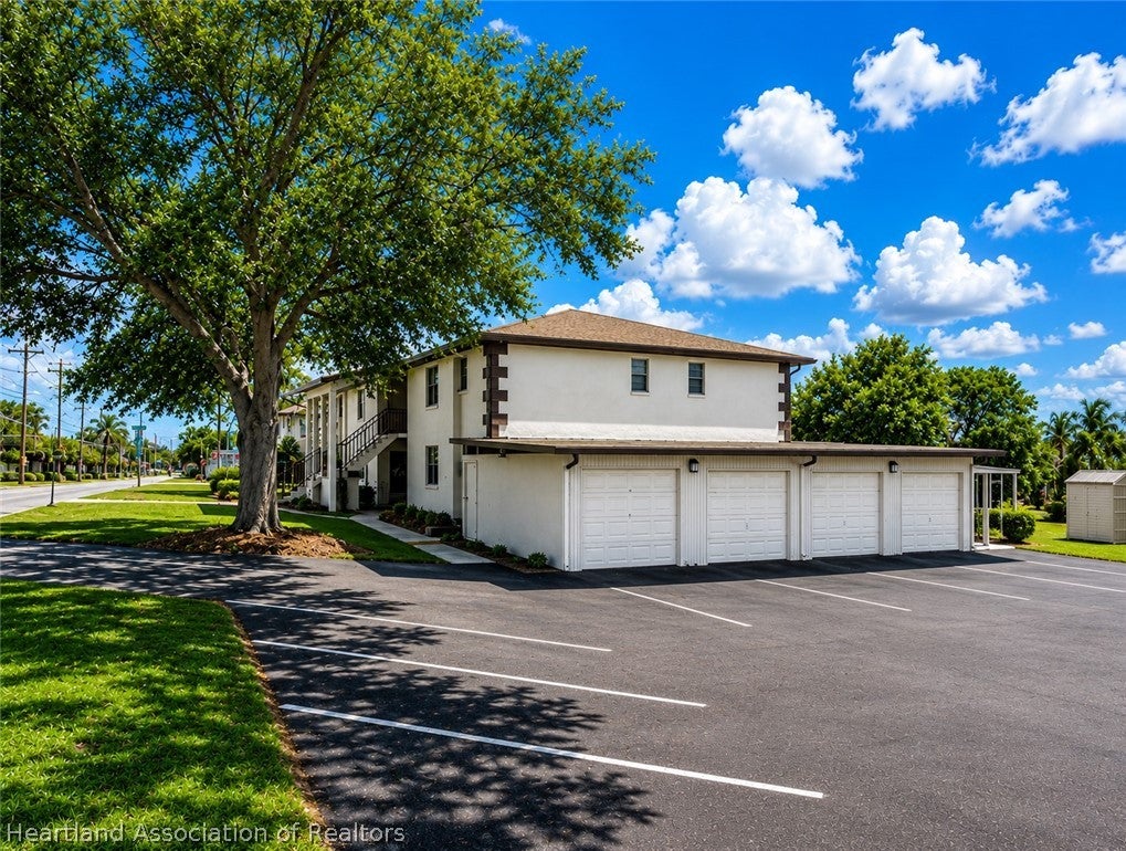 3 Miracle Ave #APARTMENT C, Avon Park, FL 33825 photo