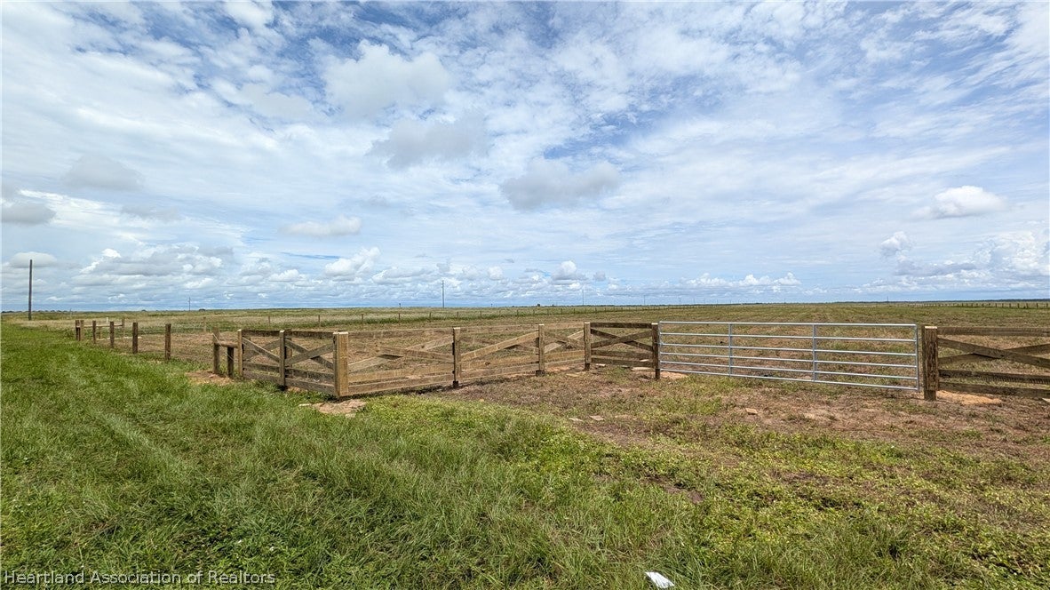 Cr 17 Rd, Sebring, FL 33876