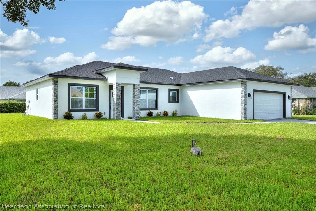 2501 Monza Dr, Sebring, FL 33872 photo