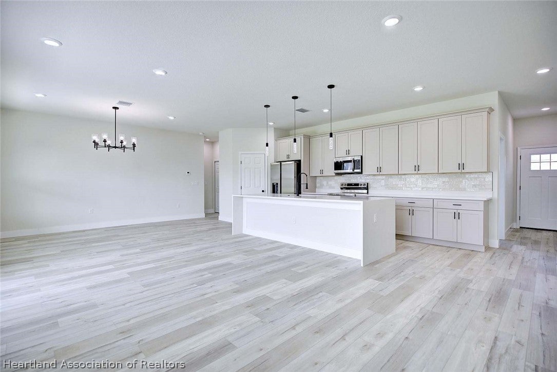 2501 Monza Dr, Sebring, FL 33872 photo