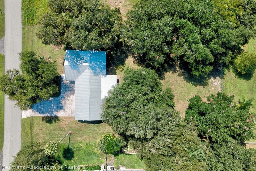 6109 Sherman Terrace, Sebring, FL 33876 photo