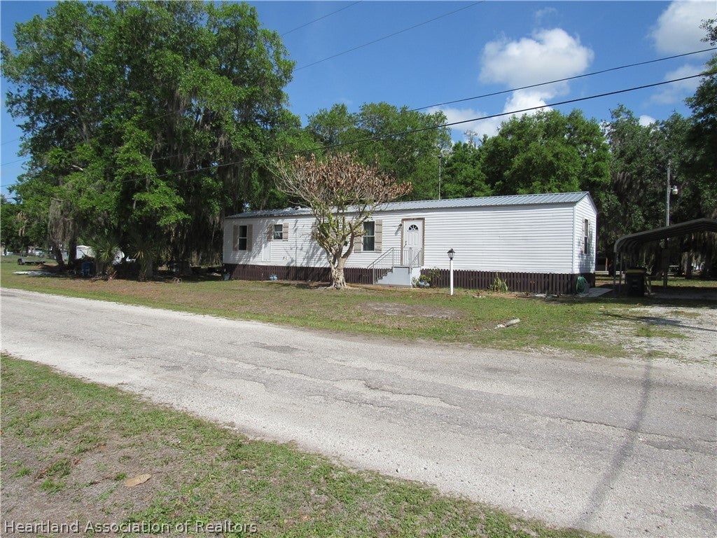 7834 King James Dr, Sebring, FL 33876