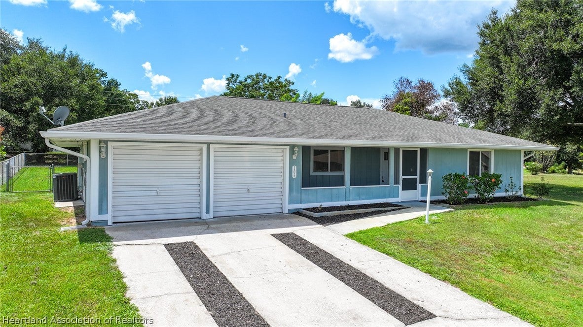 106 Loquat Rd, Lake Placid, FL 33852 photo