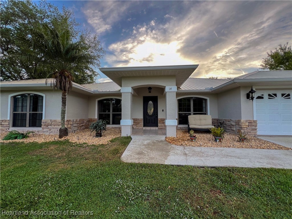 14 Meadowlake Cir, Lake Placid, FL 33852 photo