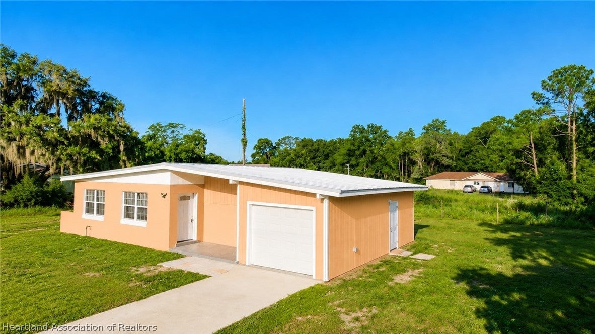 3205 Jacklin Ave, Sebring, FL 33875 photo