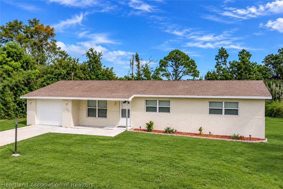125 Lemon Rd, Lake Placid, FL 33852