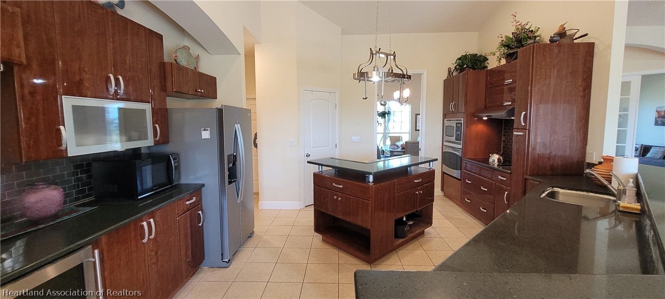 1101 Lakeside Way, Sebring, FL 33876 photo