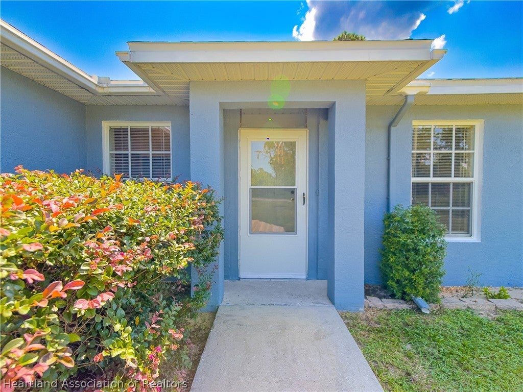 10018 S Orange Blossom Blvd, Sebring, FL 33875 photo