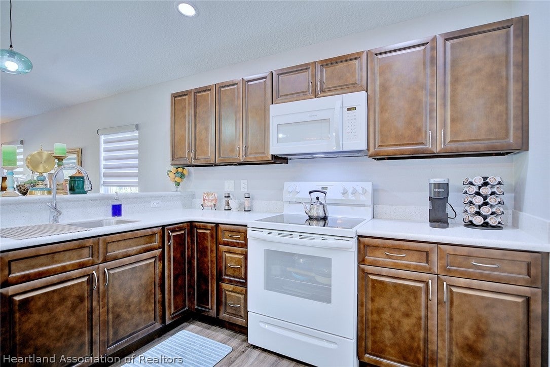122 Jasmine St, Lake Placid, FL 33852 photo