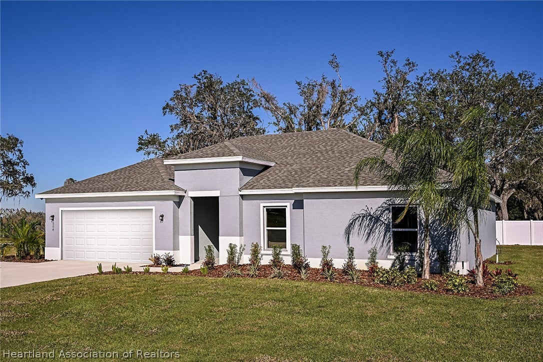 704 Oak Hammock Way, Avon Park, FL 33825 photo