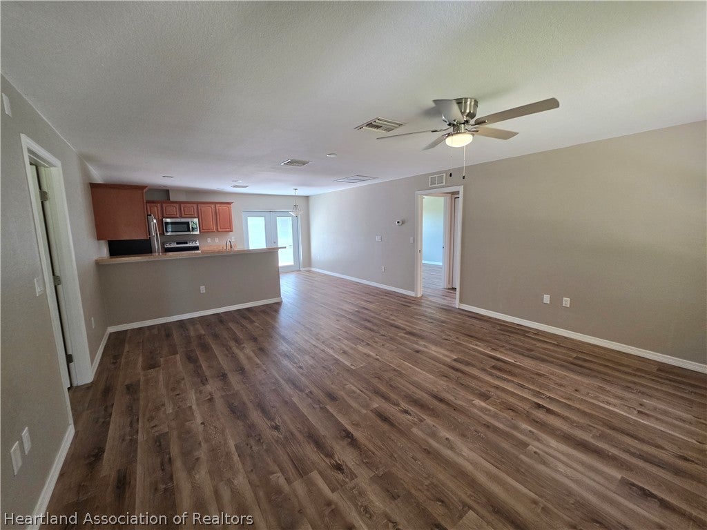 1108 N Oak Ridge Dr, Lorida, FL 33857 photo