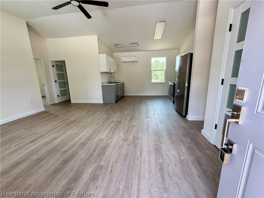 127 N Arnold Rd, Avon Park, FL 33825 photo