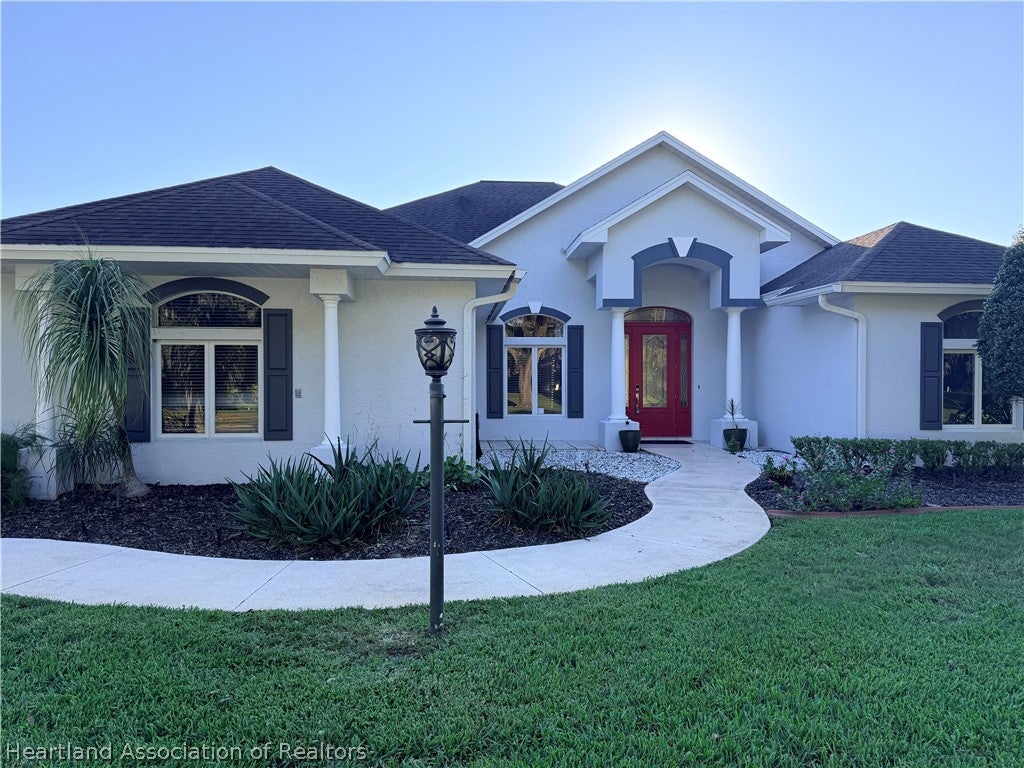 5000 Strafford Oaks Dr, Sebring, FL 33875