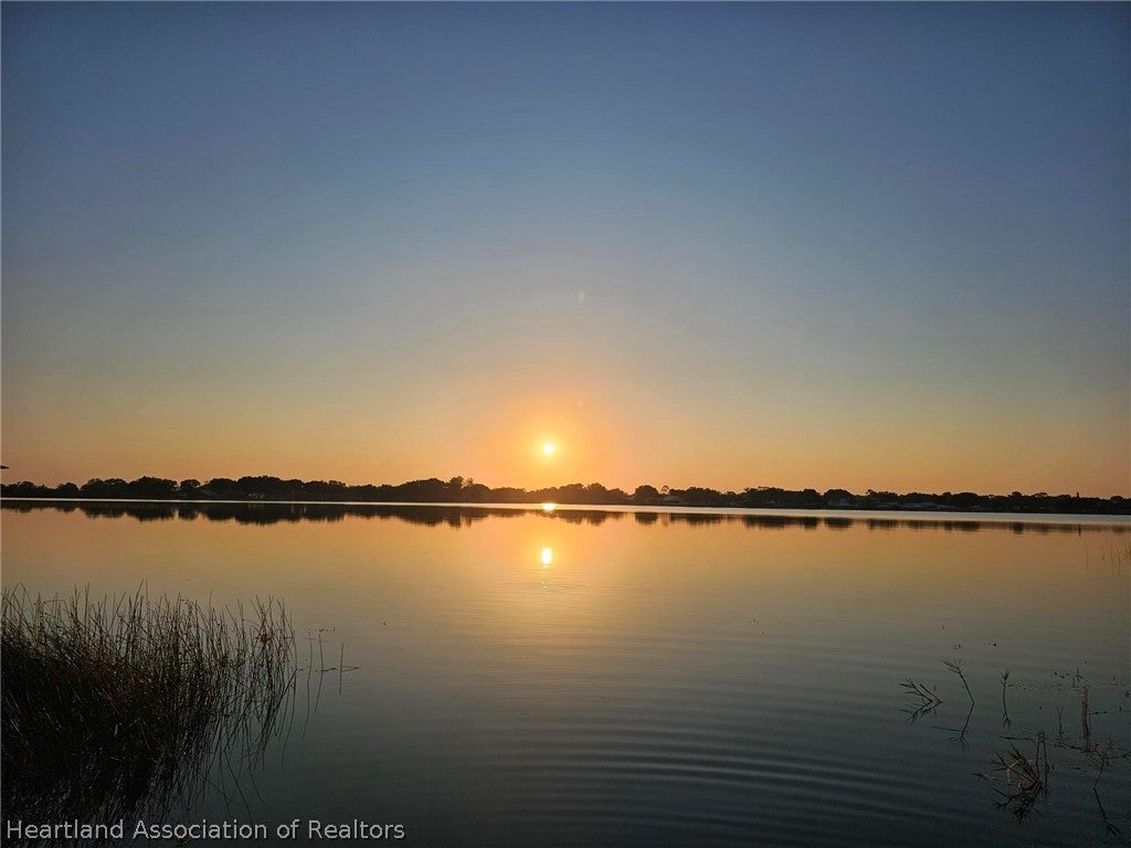 30 Beachfront Ln, Lake Placid, FL 33852 photo