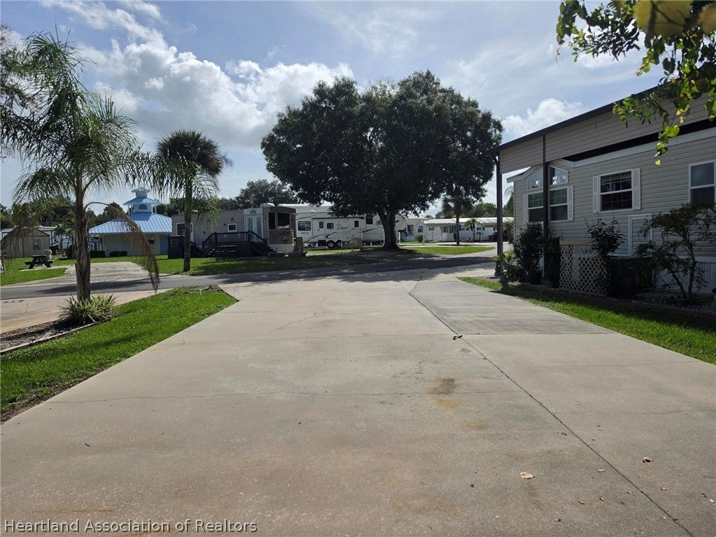 30 Beachfront Ln, Lake Placid, FL 33852 photo