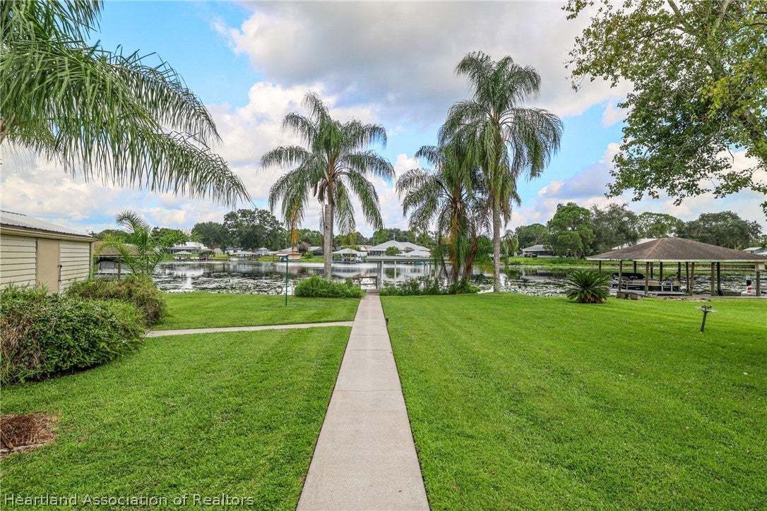 3051 Waterway Dr, Lake Placid, FL 33852 photo