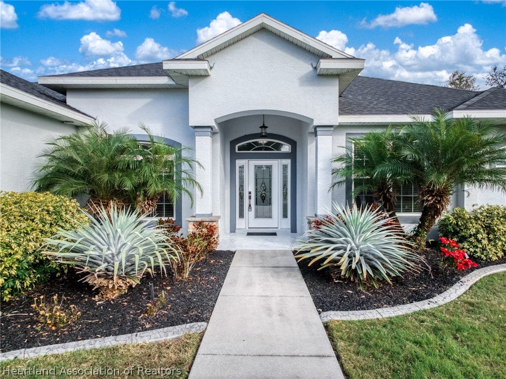 6008 Lake Regency Ln, Sebring, FL 33875 photo