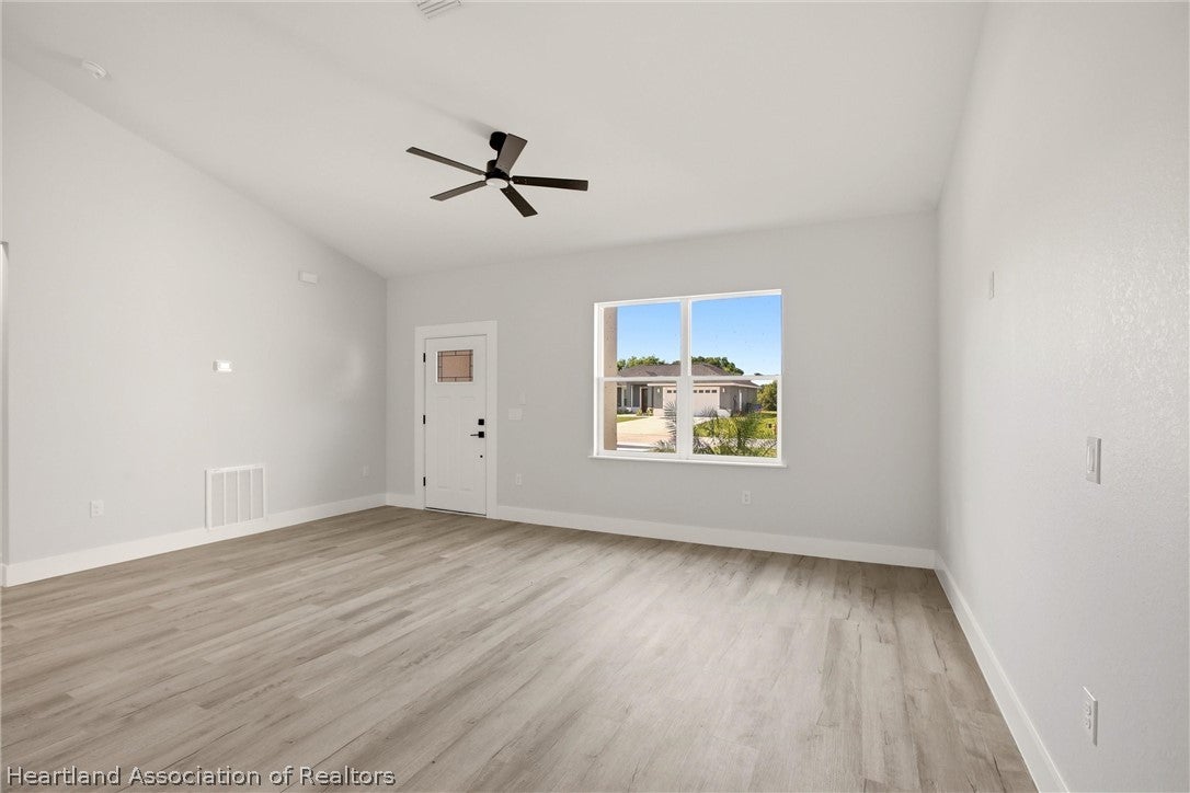 1313 Blue Heron Dr, Sebring, FL 33876 photo