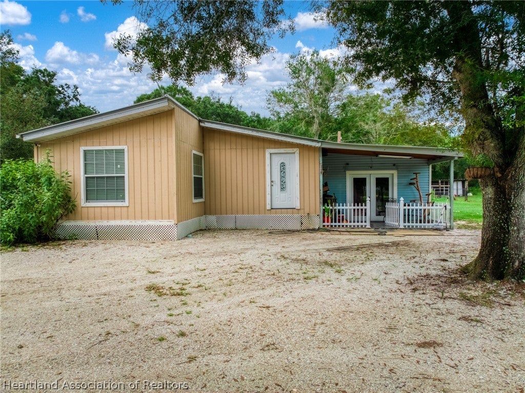 2010 Varsity Terrace, Lorida, FL 33857