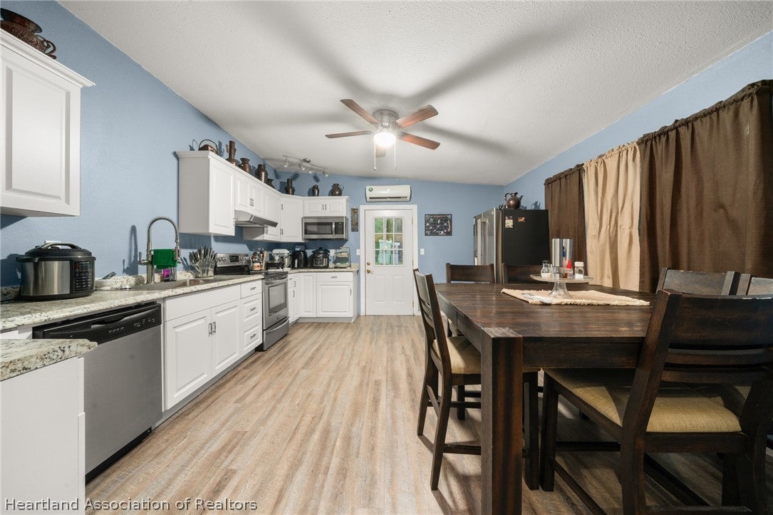 2010 Varsity Terrace, Lorida, FL 33857 photo