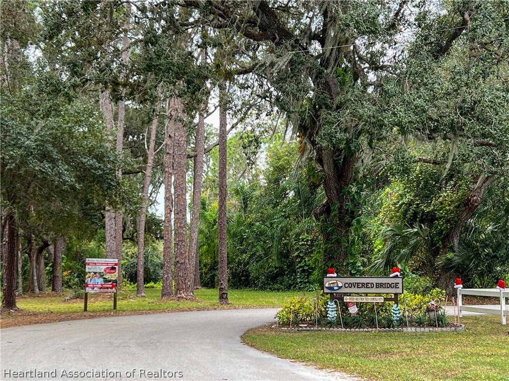 10465 High Grove Ave, Lake Placid, FL 33852 photo