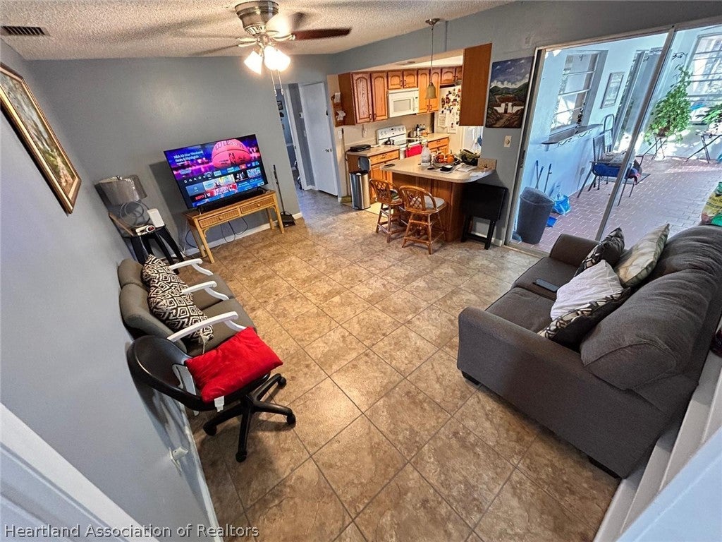 195 Lake Drive Blvd, Sebring, FL 33875 photo