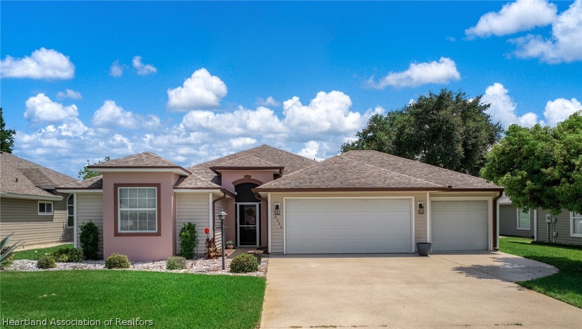4022 Carter Creek Dr, Avon Park, FL 33825