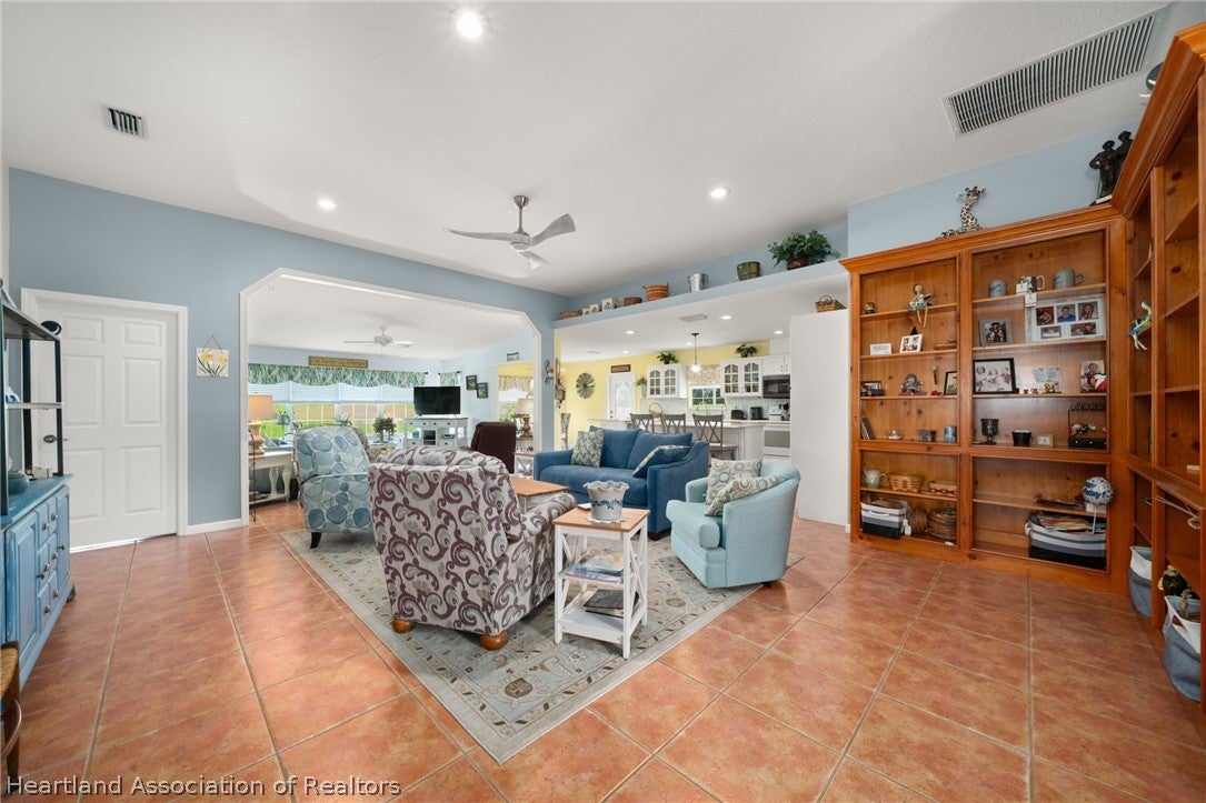 4022 Carter Creek Dr, Avon Park, FL 33825 photo
