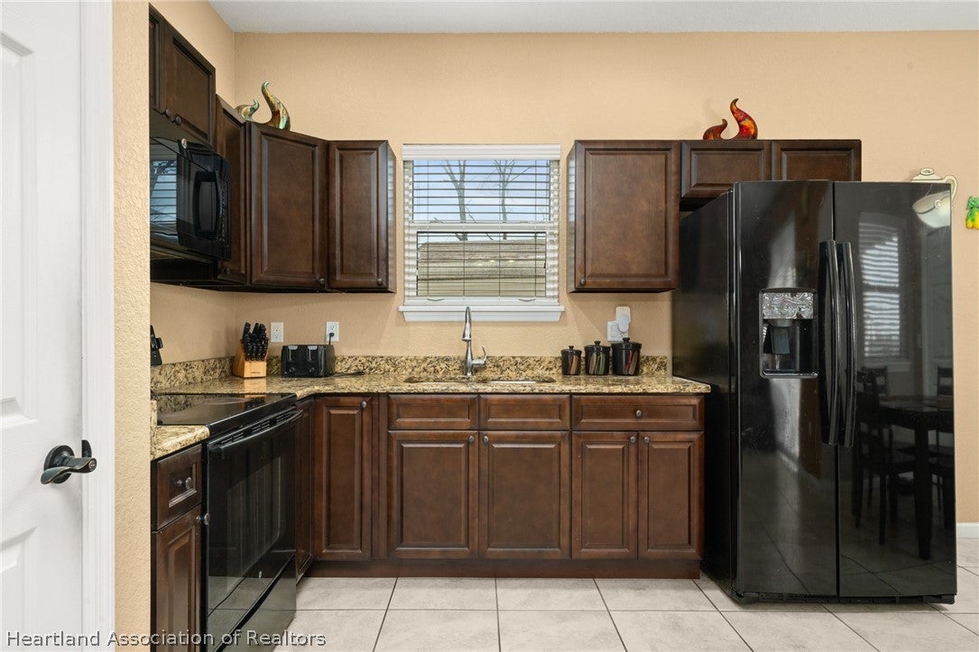 1155 Marabella Rd, Lake Placid, FL 33852 photo