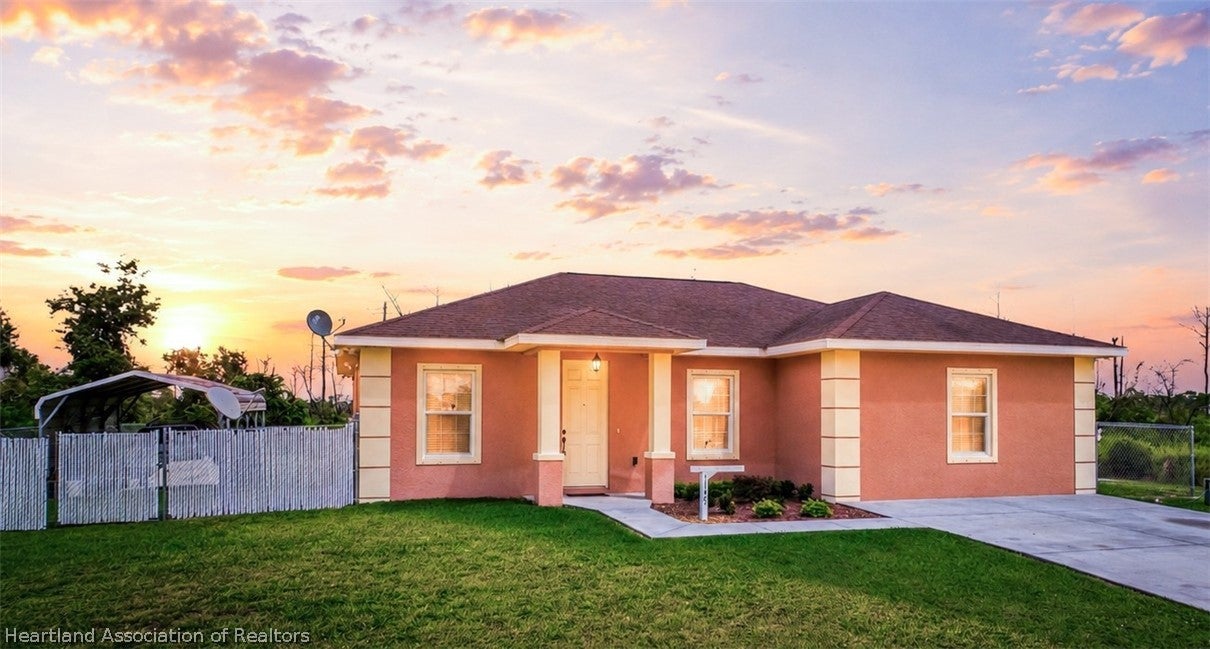 1155 Marabella Rd, Lake Placid, FL 33852