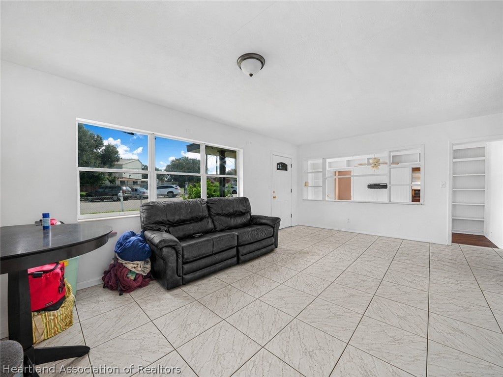 1335 Glenwood Ave, Sebring, FL 33870 photo