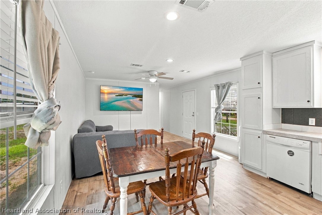 3001 Holiday Beach Dr, Avon Park, FL 33825 photo