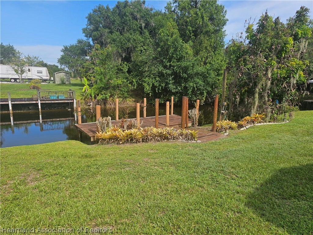 1400 N Oak Ridge Dr, Lorida, FL 33857 photo
