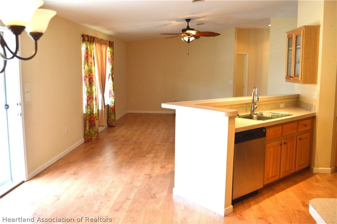 1400 N Oak Ridge Dr, Lorida, FL 33857 photo