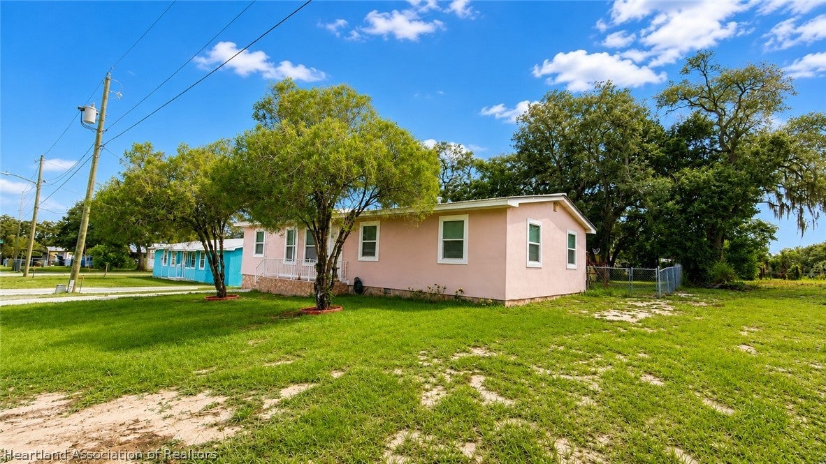 2001 Roseland Ave, Sebring, FL 33870 photo