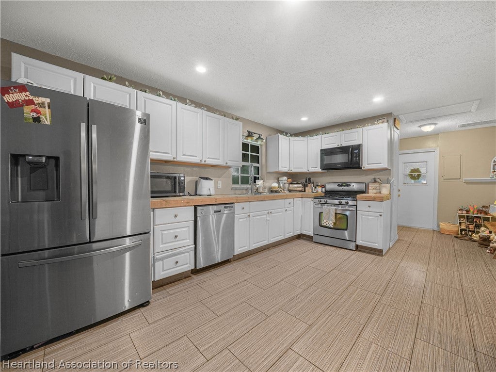 2120 Lake Josephine Dr, Sebring, FL 33875 photo