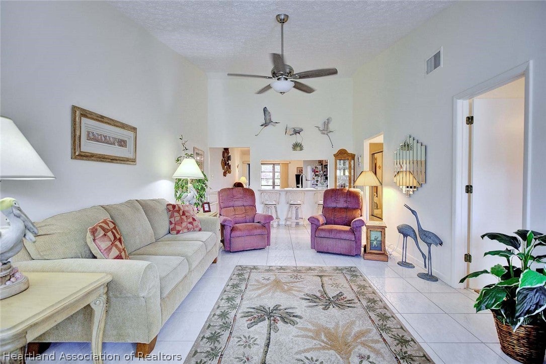 5586 Matanzas Dr, Sebring, FL 33872 photo