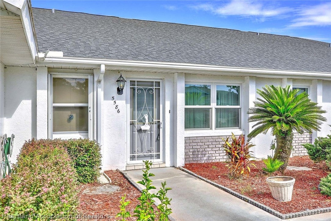 5586 Matanzas Dr, Sebring, FL 33872 photo