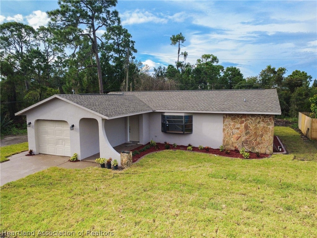 1630 Koy Dr, Sebring, FL 33870
