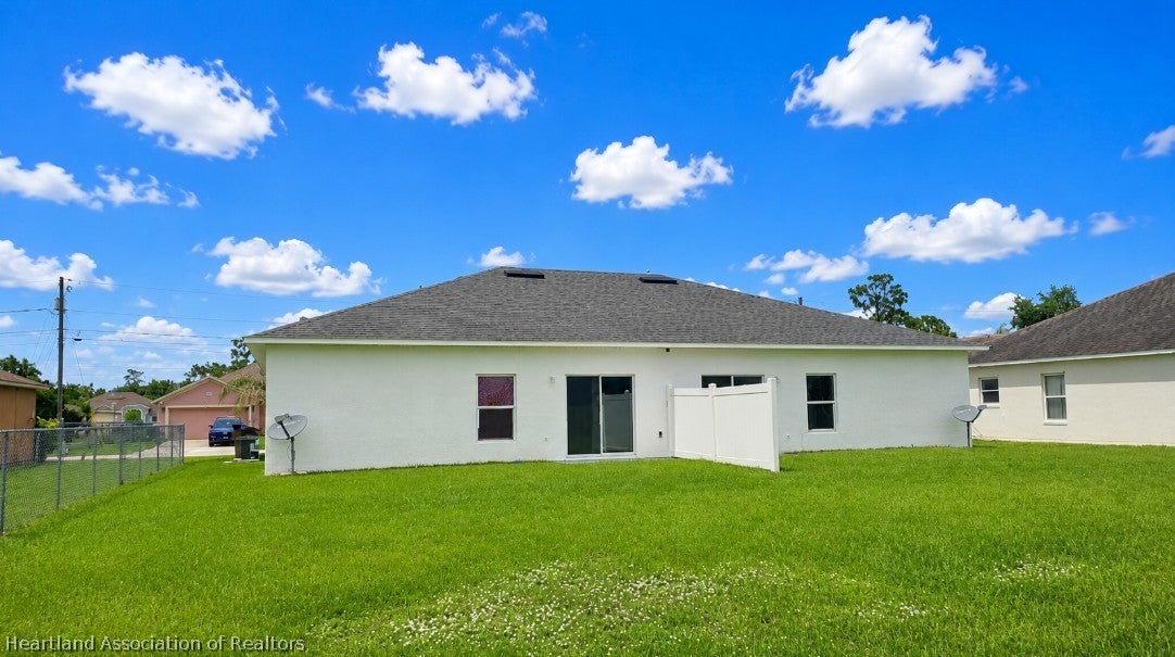 828 Abbeville Ct, Kissimmee, FL 34759 photo