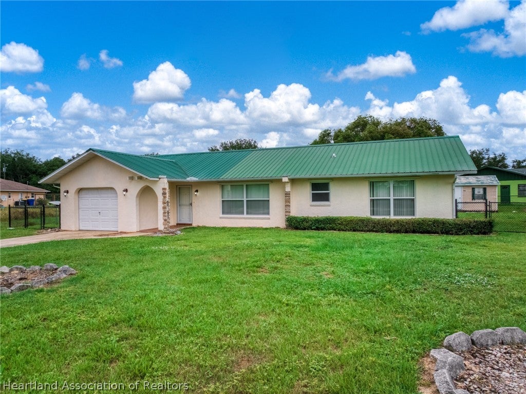 2830 Huron Rd, Avon Park, FL 33825