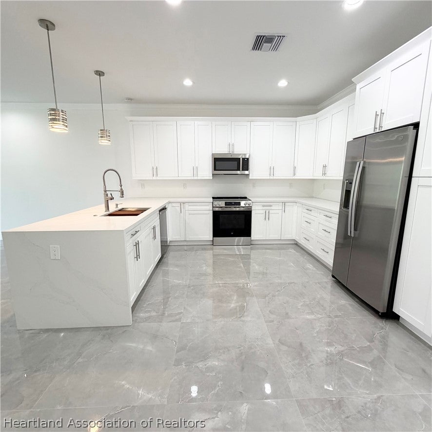 107 Marshall Ave, Lake Placid, FL 33852 photo