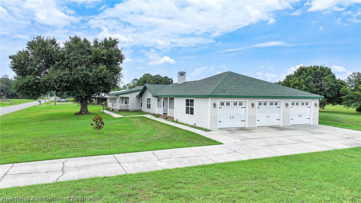 6232 Edgewater Terrace, Sebring, FL 33876