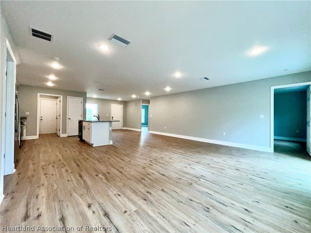 5113 Trevino Ave, Sebring, FL 33872 photo