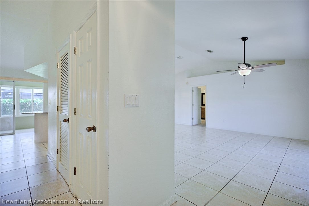 3909 Sebring Pkwy, Sebring, FL 33870 photo