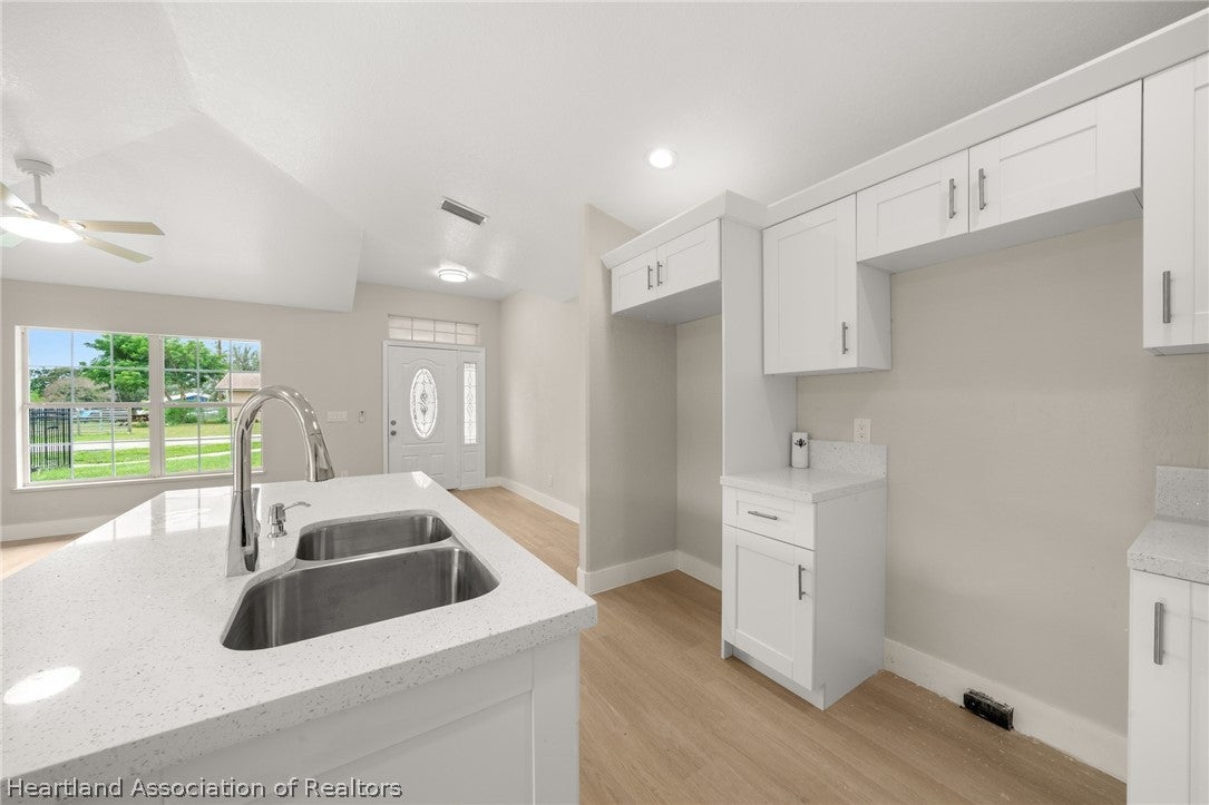 504 WL Kirkland St, Avon Park, FL 33825 photo