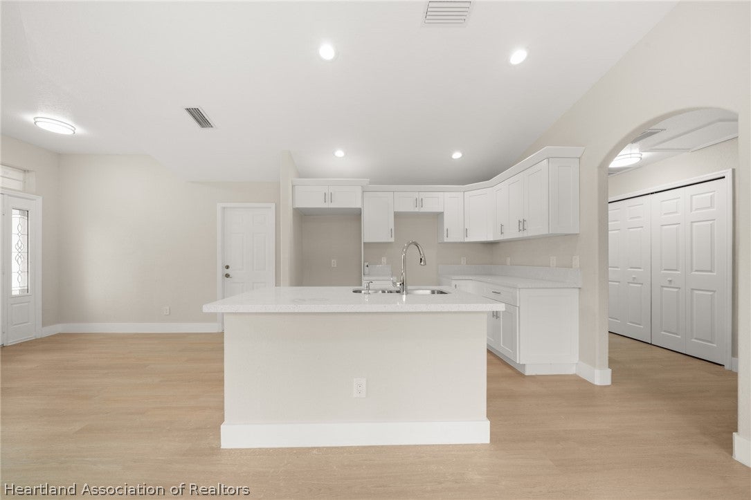 504 WL Kirkland St, Avon Park, FL 33825 photo