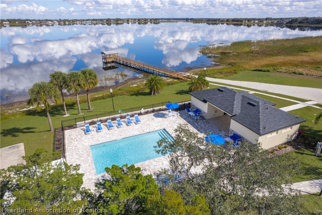 954 Grand Lake Blvd, Avon Park, FL 33825 photo