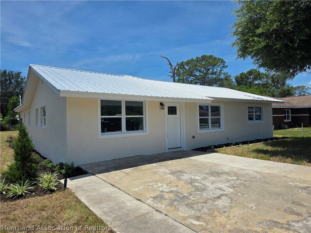 206 Quail Ave, Sebring, FL 33870 photo