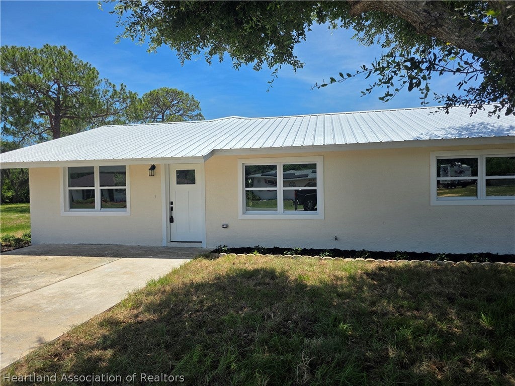 206 Quail Ave, Sebring, FL 33870 photo